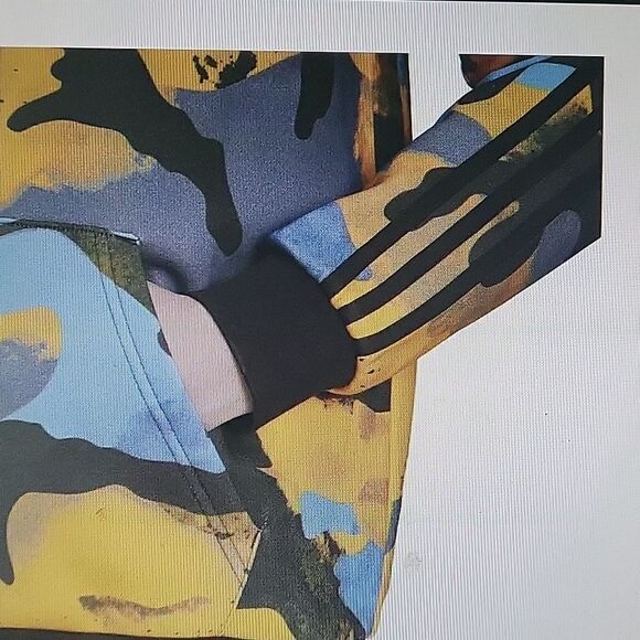 Camo Yello hoodie  - Picture 3 of 4